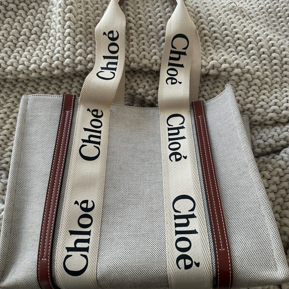 Chloe Woody Tote Size Medium